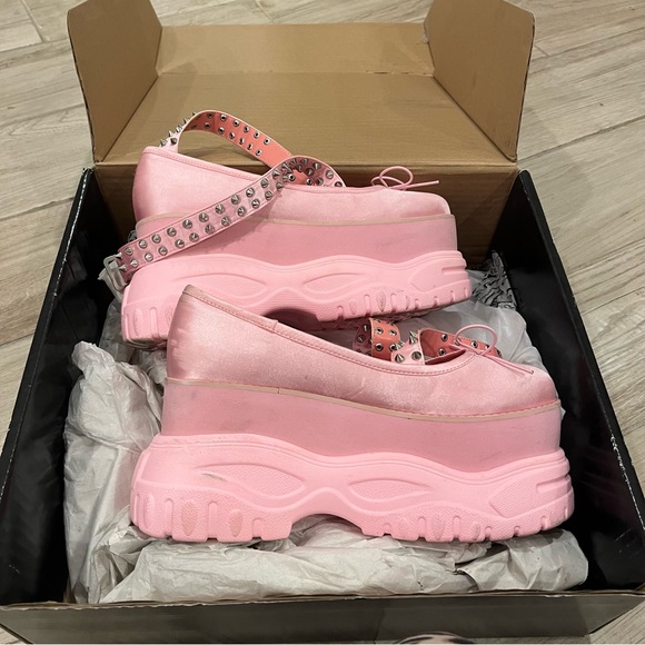 dollz kill simone rocha inspired ballet sneaker - Picture 4 of 15